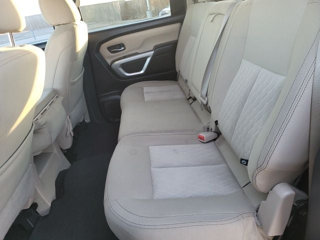 2017 Nissan Titan XD SV