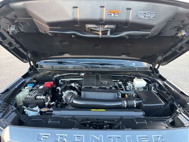 2024 Nissan Frontier SV
