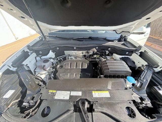 2024 Volkswagen Atlas 2.0T SEL Premium R-Line