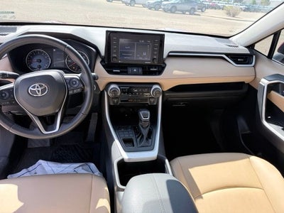 2022 Toyota RAV4 XLE Premium