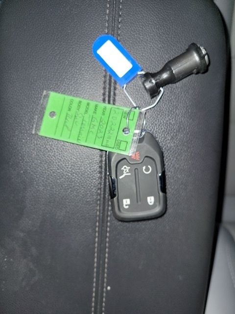 2023 GMC Terrain SLT