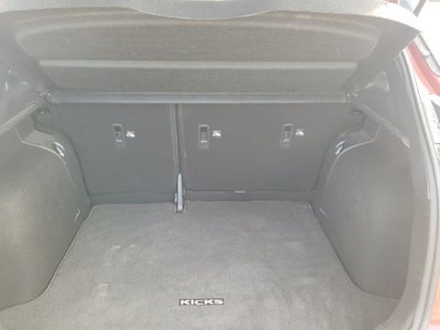 2024 Nissan Kicks SR