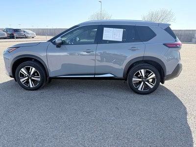 2023 Nissan Rogue SL
