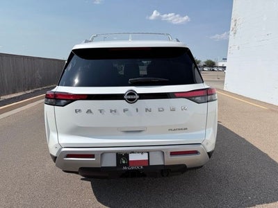 2024 Nissan Pathfinder Platinum