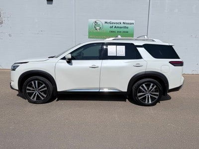 2024 Nissan Pathfinder Platinum