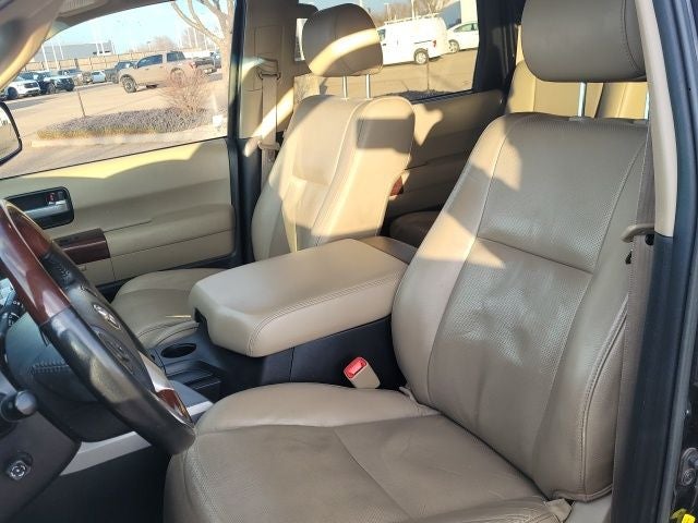 2016 Toyota Sequoia Platinum