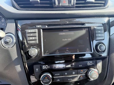 2022 Nissan Rogue Sport SV