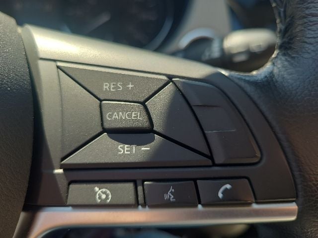 2022 Nissan Rogue Sport SV