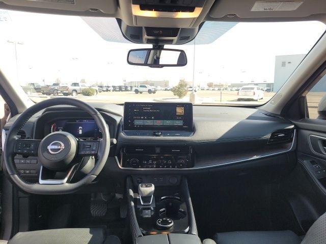 2024 Nissan Rogue Platinum