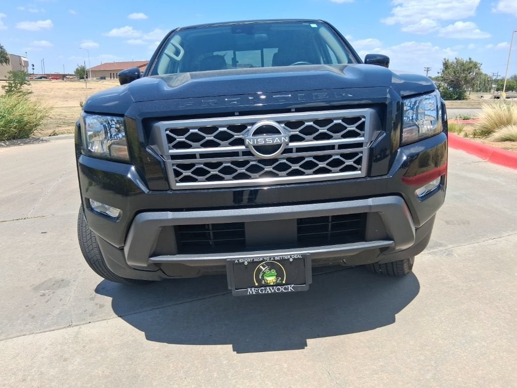 2024 Nissan Frontier SV