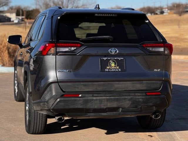 2021 Toyota RAV4 XLE Premium