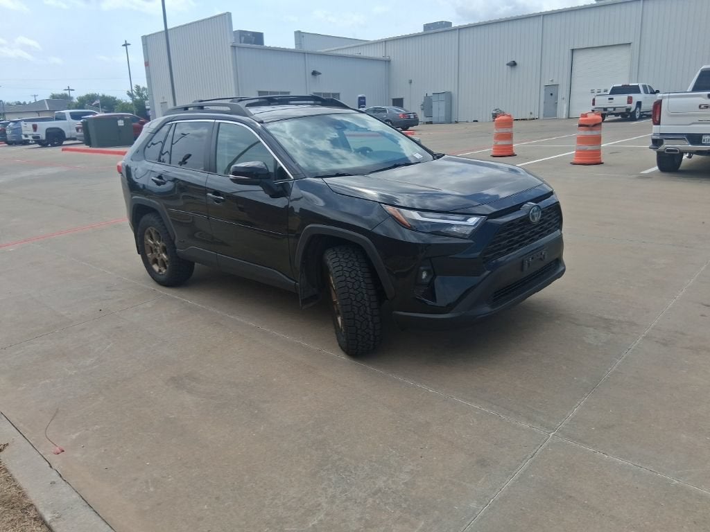 2023 Toyota RAV4 Hybrid XLE