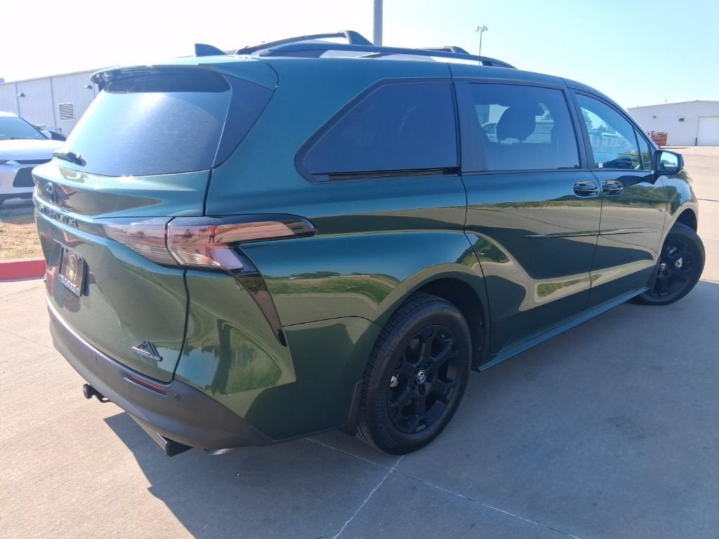 2026 Toyota Sienna Woodland Edition