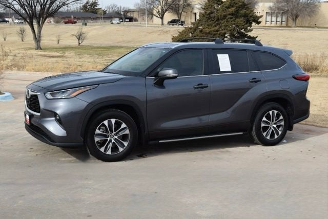 2023 Toyota Highlander L