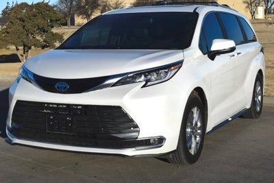 2025 Toyota Sienna Limited