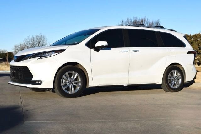 2025 Toyota Sienna Limited