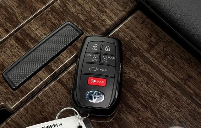 2025 Toyota Sienna Limited