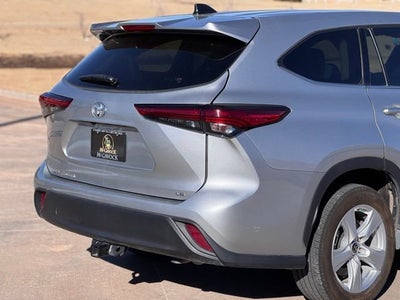 2022 Toyota Highlander LE