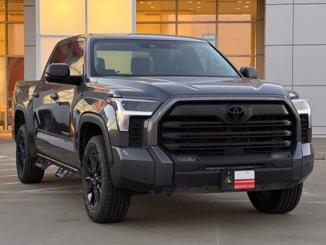 2023 Toyota Tundra 4WD SR5