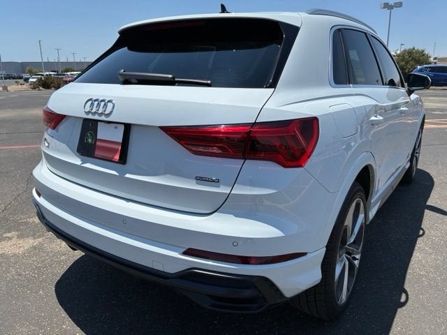 2021 Audi Q3 S line Premium