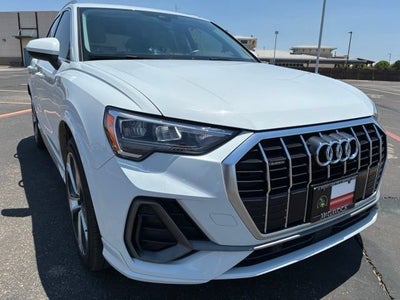 2021 Audi Q3 S line Premium